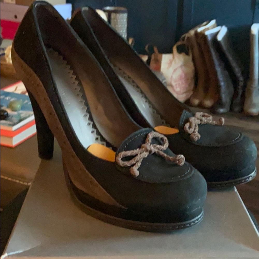 Vince Camuto Suede Heels